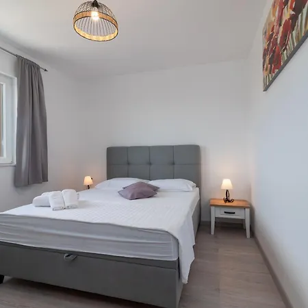 Villa Leona Rogoznica (Sibenik-Knin)