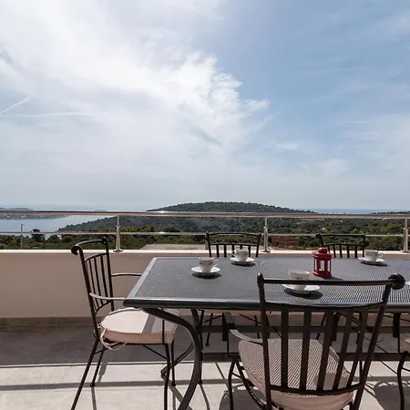 Villa Leona Rogoznica (Sibenik-Knin)