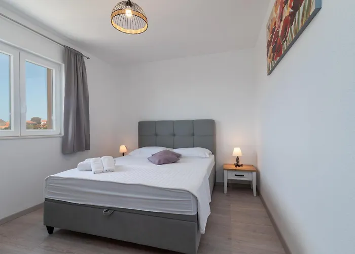 Villa Leona Rogoznica (Sibenik-Knin)