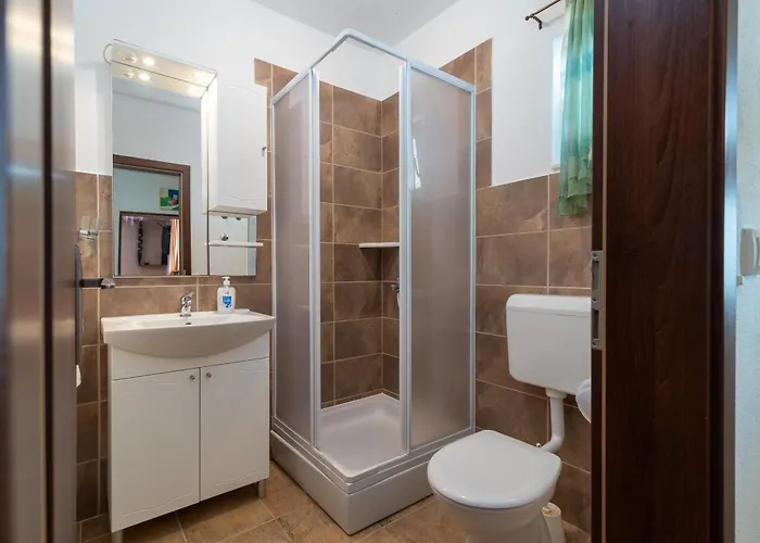 Leona Rogoznica (Sibenik-Knin)